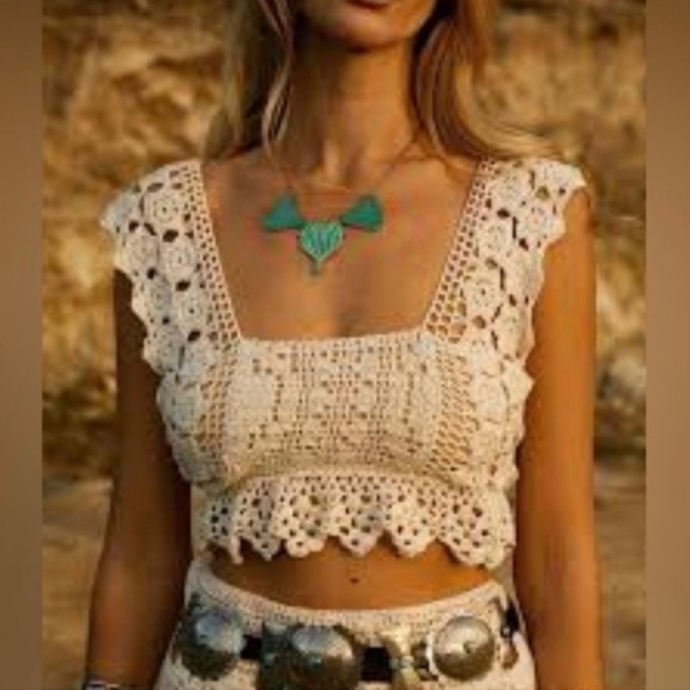 Chasing Unicorns Cream Cropped Ruffled Sleeveless Top